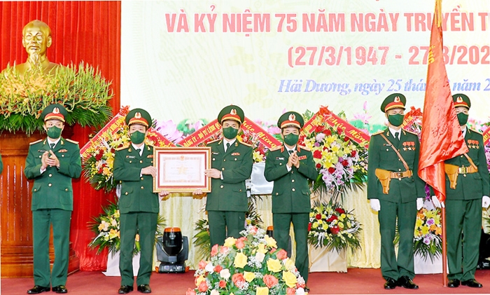 VIDEO: Bộ Chỉ huy quân sự tỉnh Hải Dương đón nhận Huân chương Quân công hạng nhì  